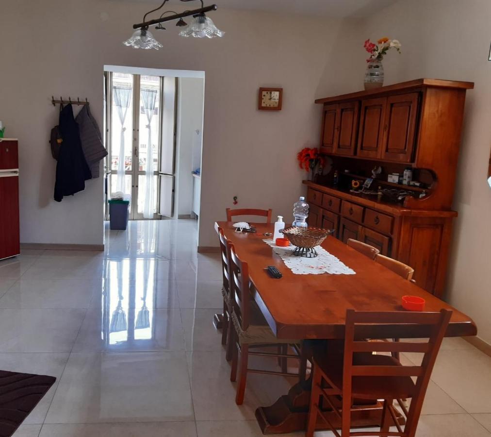 شقة نابولي  في House Adrian المظهر الخارجي الصورة